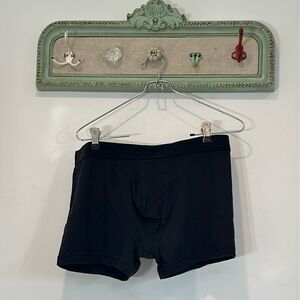 Skims men’s size large boxer, brief 3 inch seam new without tag onyx black